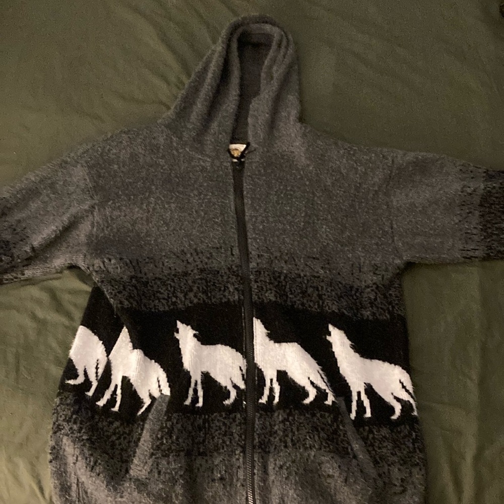 COPY - Earth Ragz Howling Wolf Hoodie/Jacket